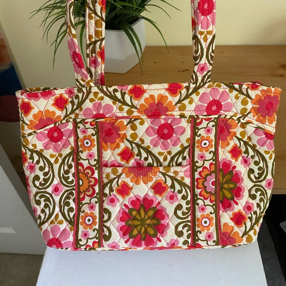 Vera Bradley Flowery Purse